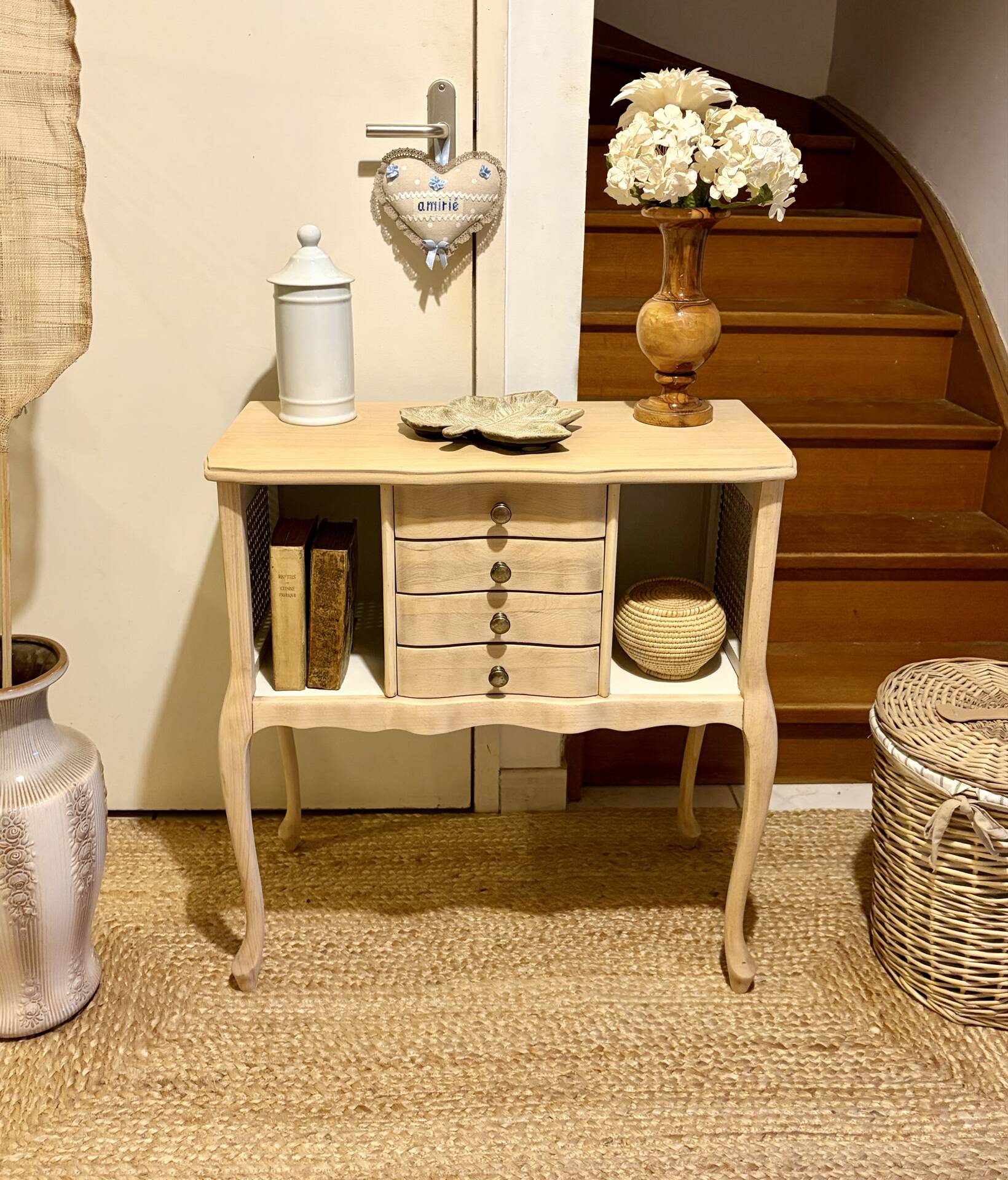 Small chest of drawers