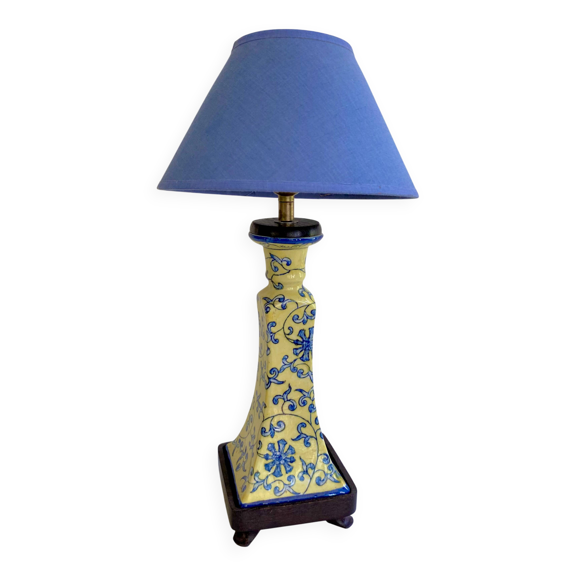 Ceramic lamp, new fabric cable, cotton lampshade.