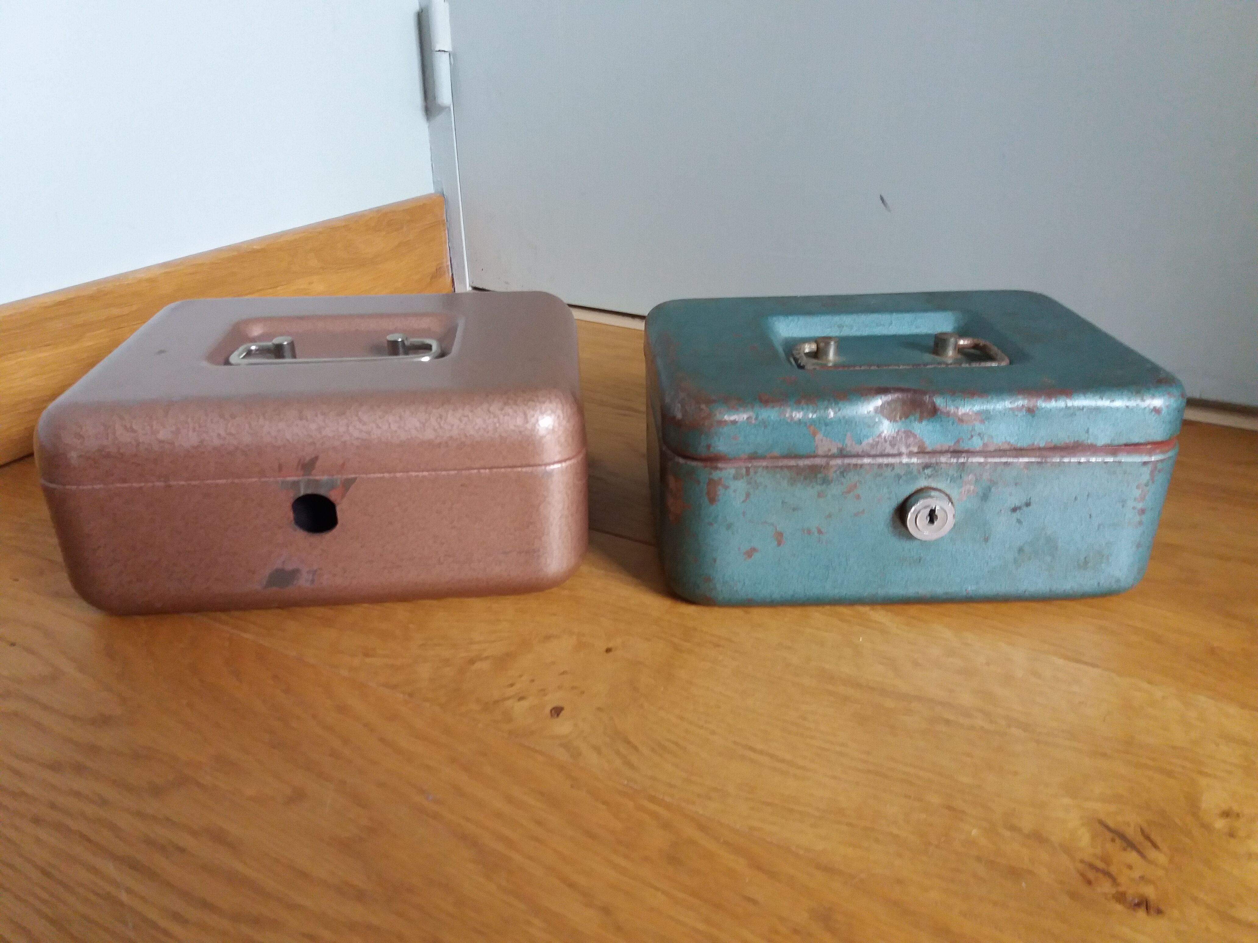 Empty storage boxes industrial style pocket