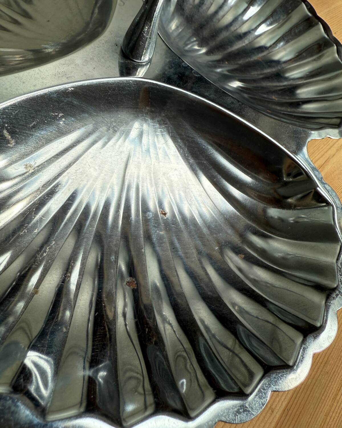 Triple stainless steel shell server