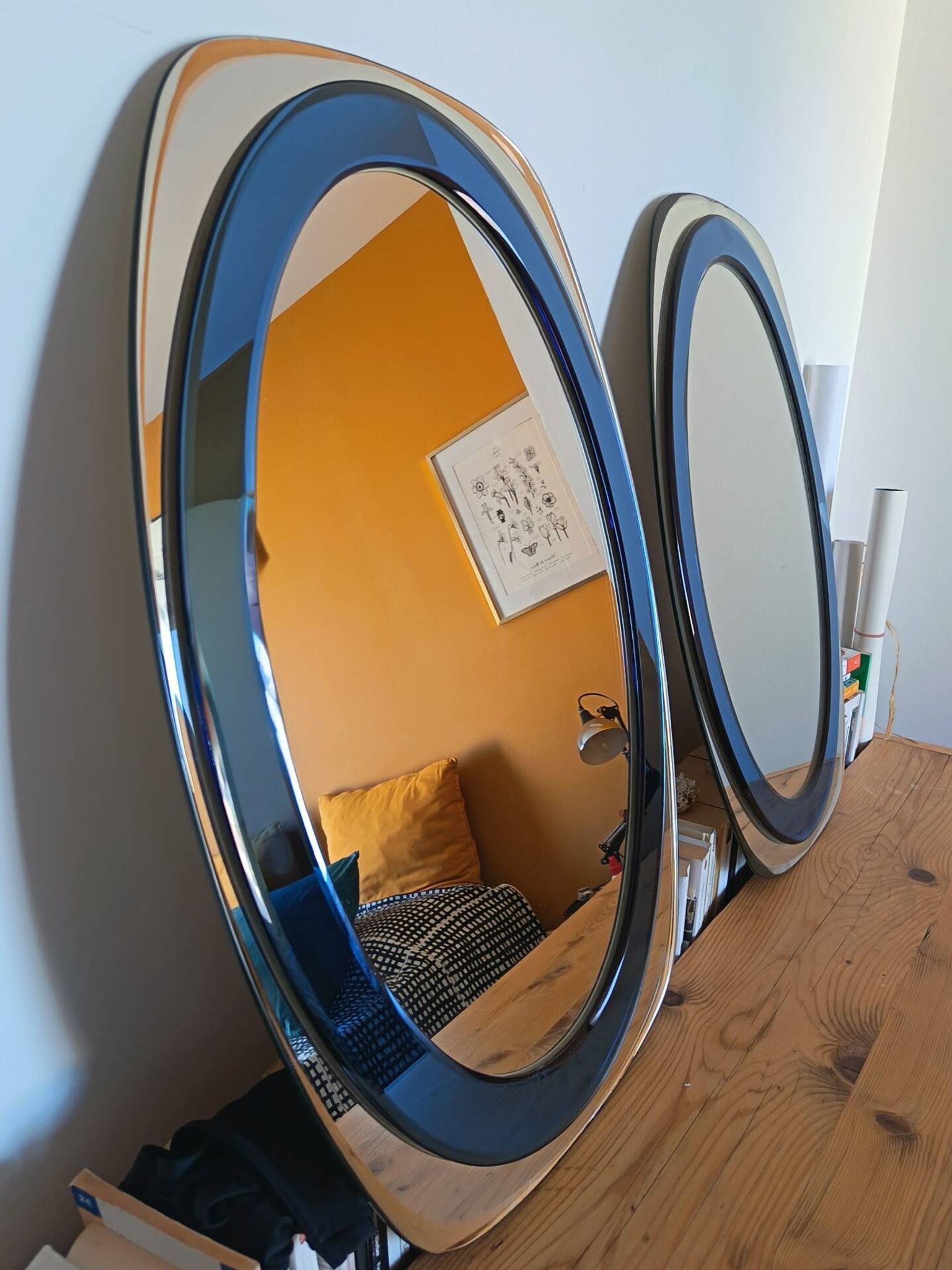 Pair of vintage italian mirrors from the 70s – attributed to cristal art