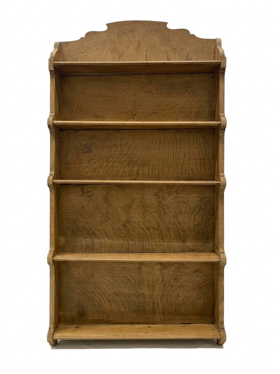 Wall shelf in oak