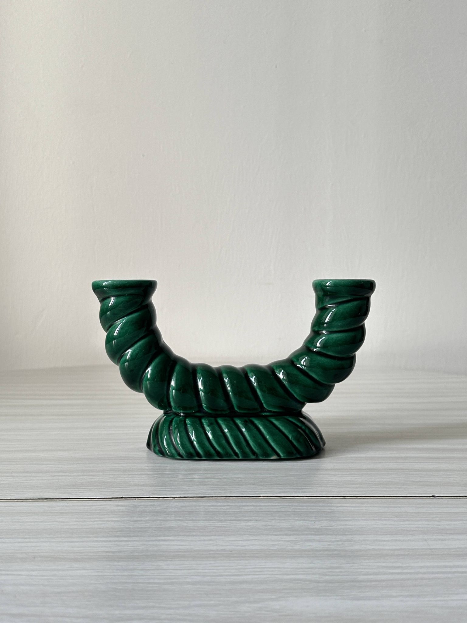 Twisted candle holder with 2 lights from the 40s, in green ceramic