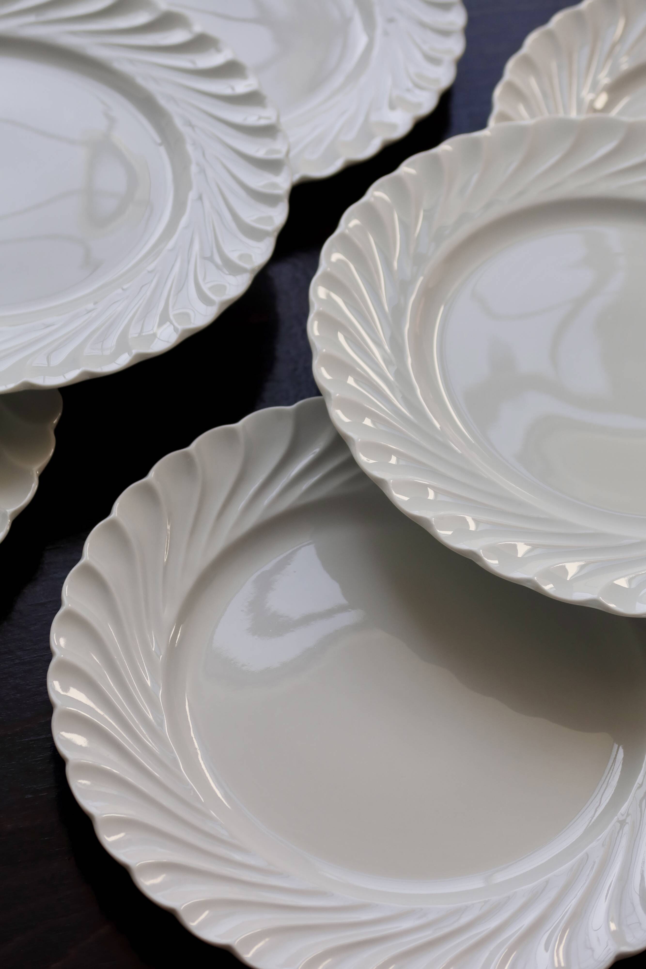 6 vintage white porcelain twisted Limoges Haviland dinner plates