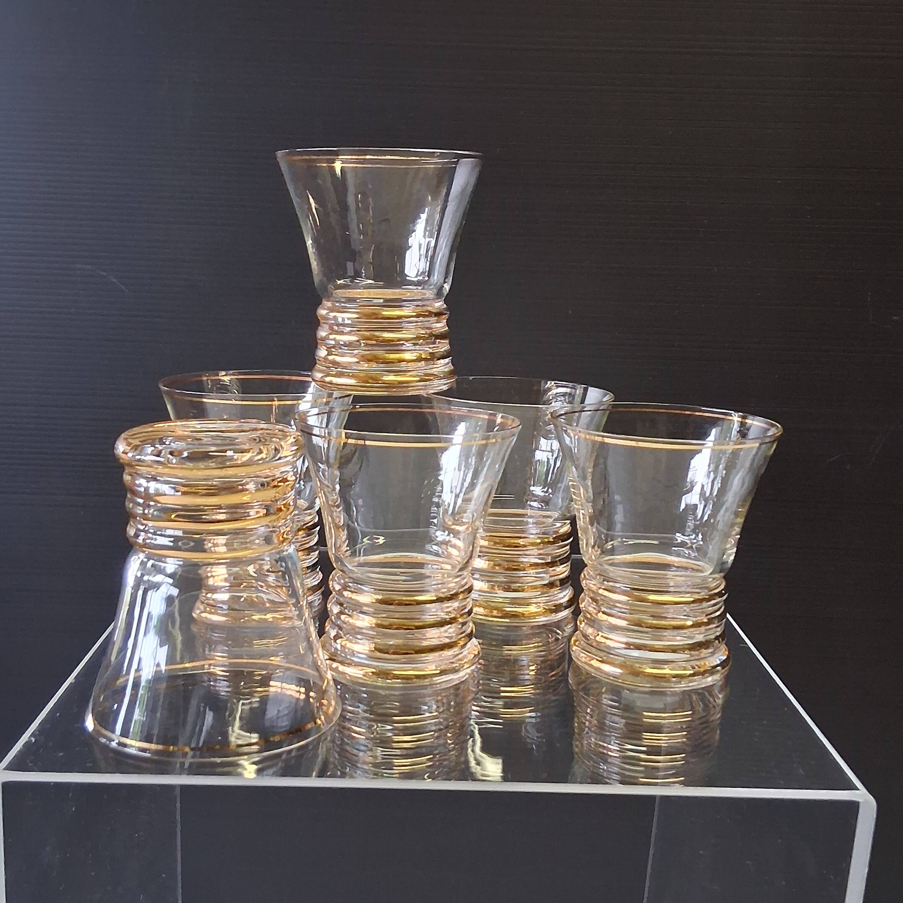 6 antique water glasses in good condition