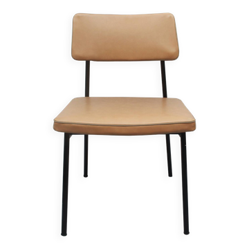 1950s chair in beige leatherette