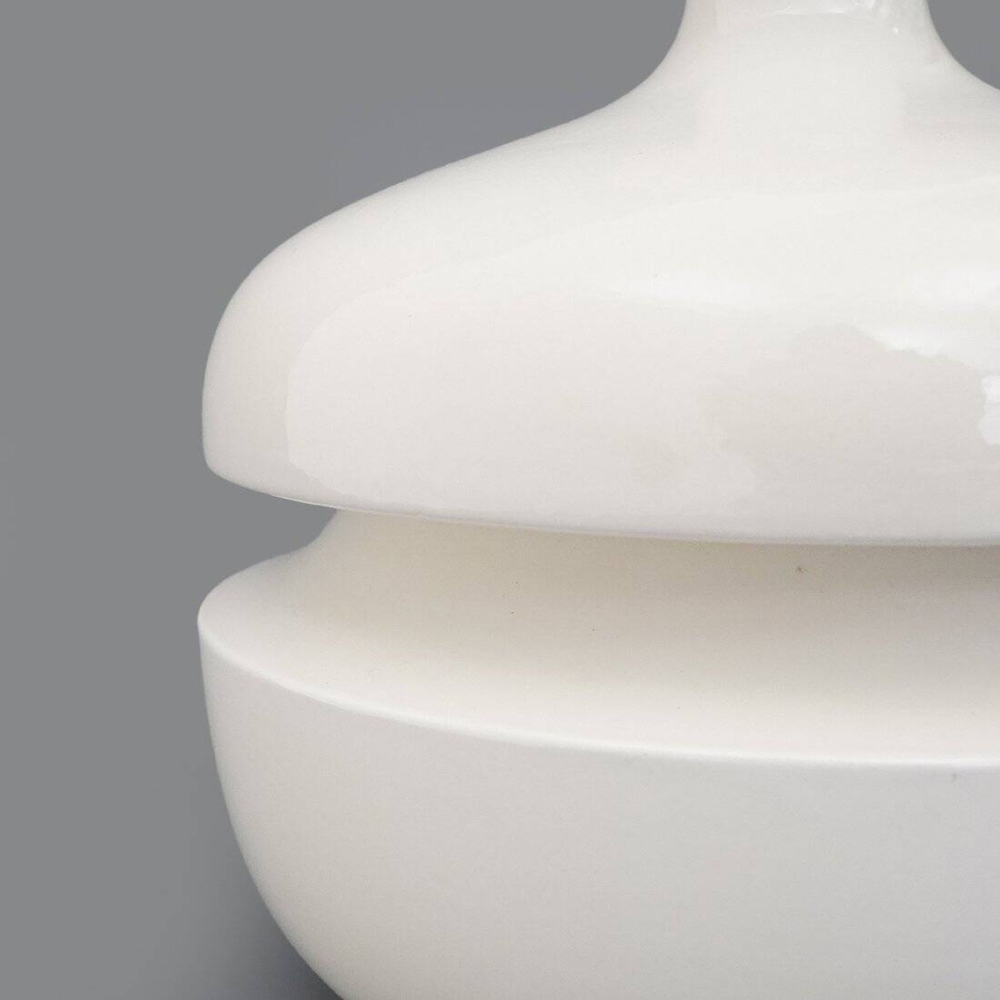 White ceramic vase with lid by Enzo Bioli for Il Picchio, 1970s