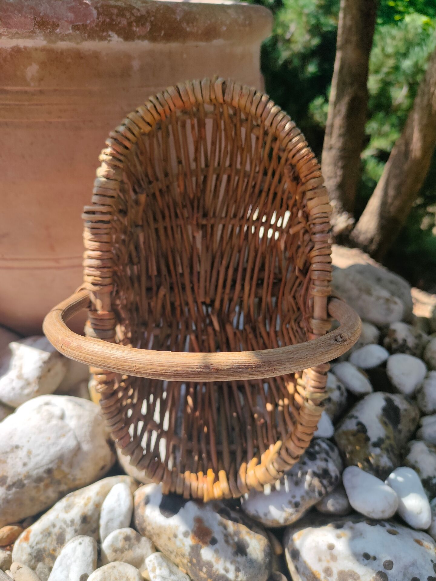 Country-style wicker basket