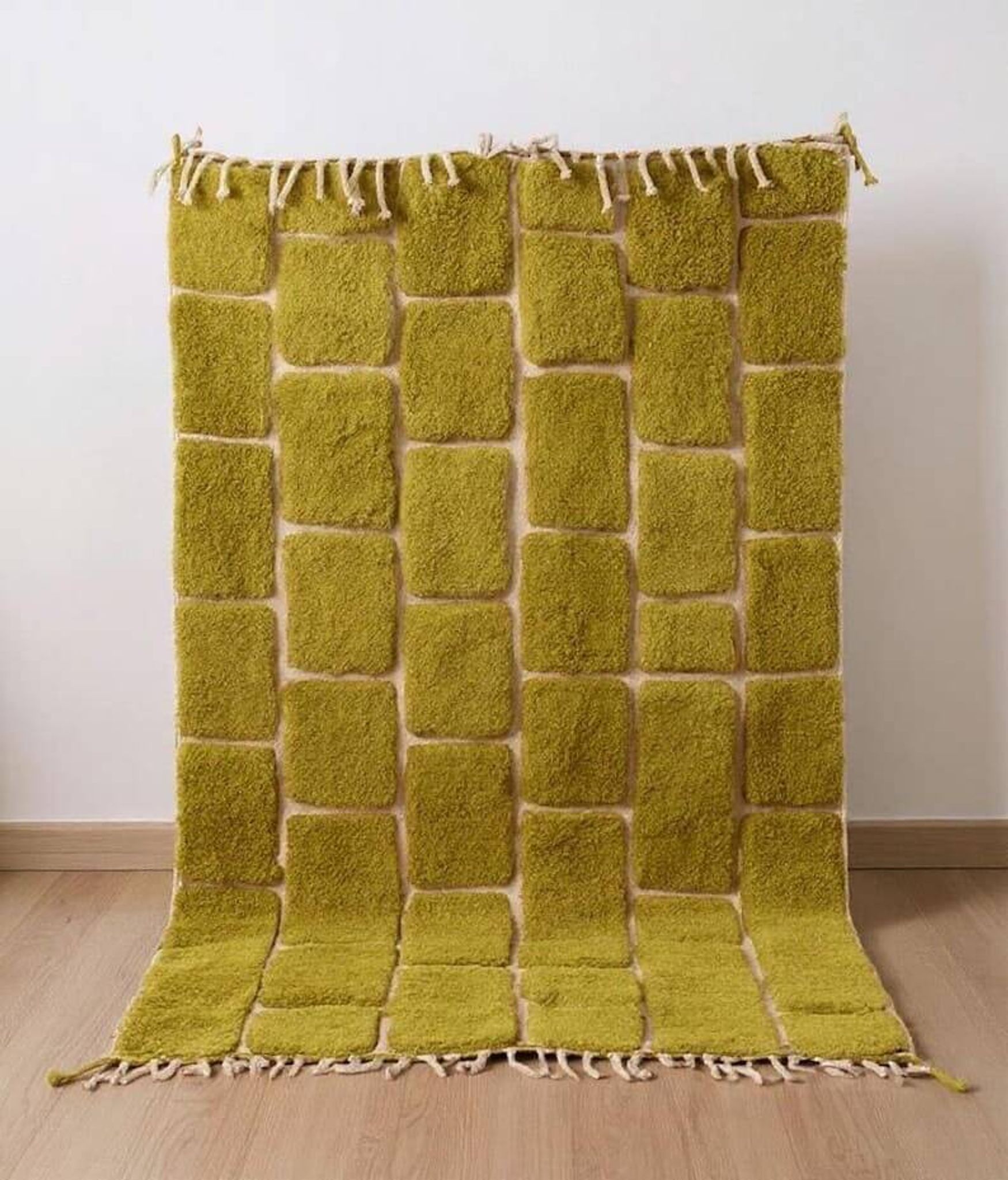 Tapis en laine tissé main taille 150 x 250 cm