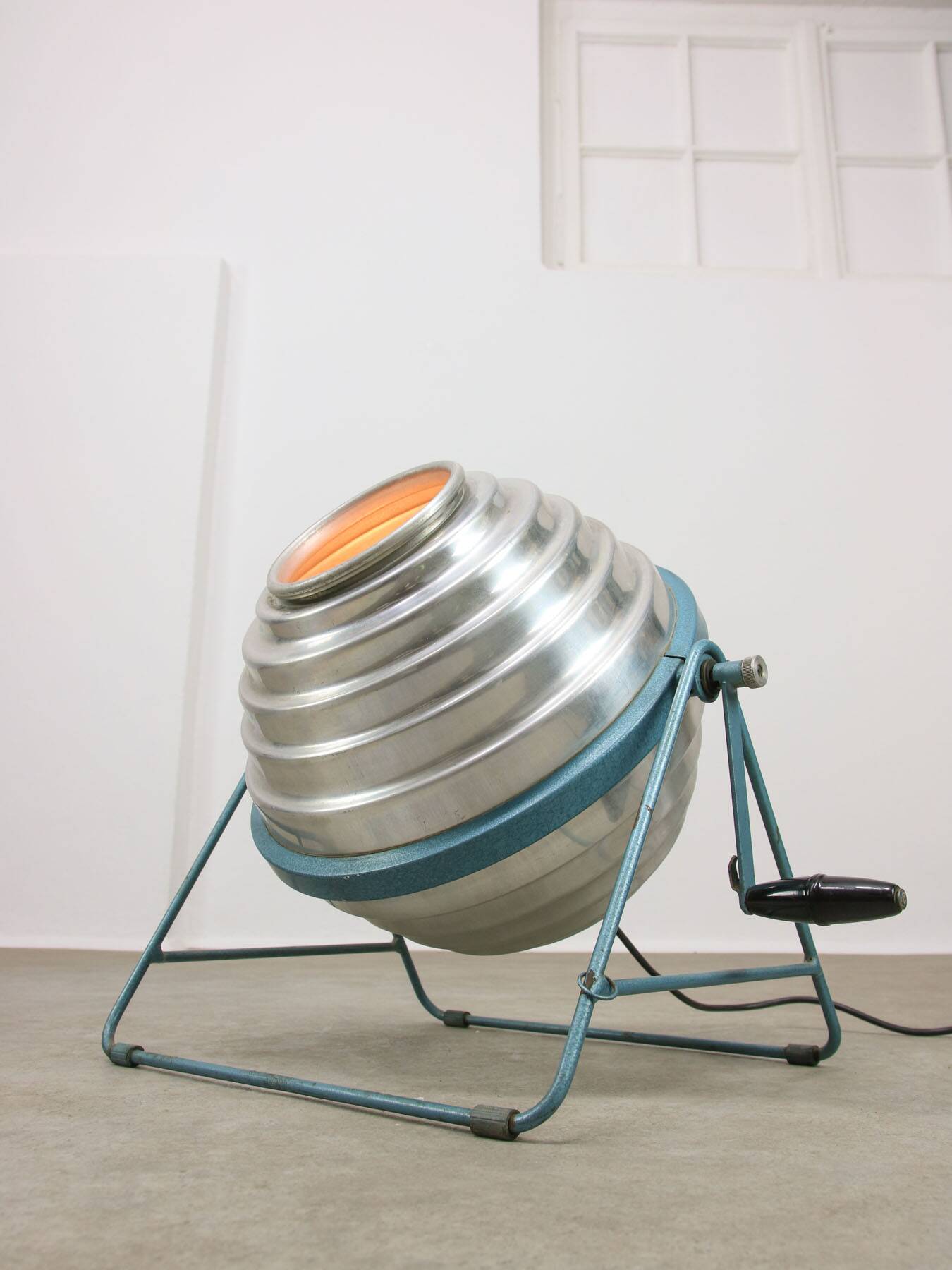 Mid-Century Italian Floor Reflector Lamp in Aluminium