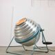Lampadaire réflecteur italien du milieu du siècle en aluminium
