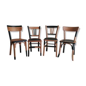 Chaises bistrot dépareillées