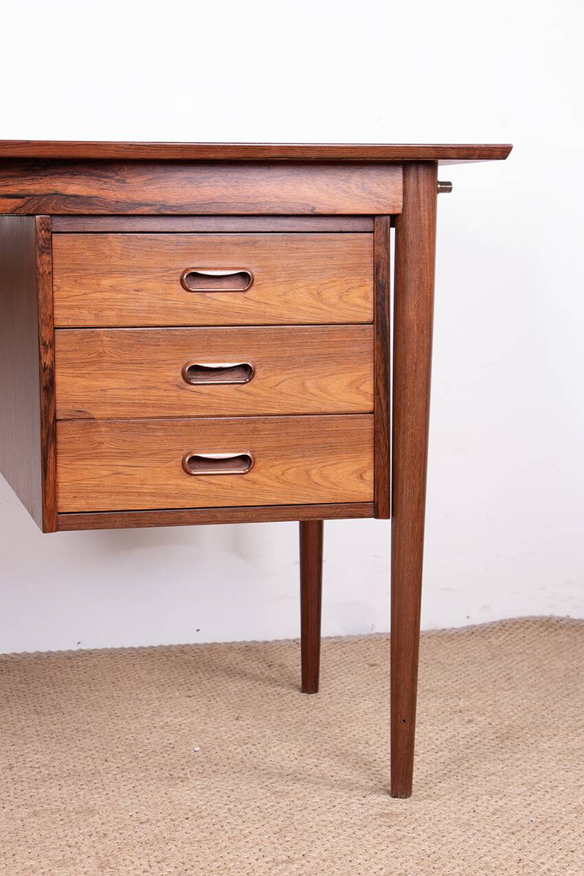 Danish extendable desk, Rosewood and Brass, model OS 51, Arne Vodder.