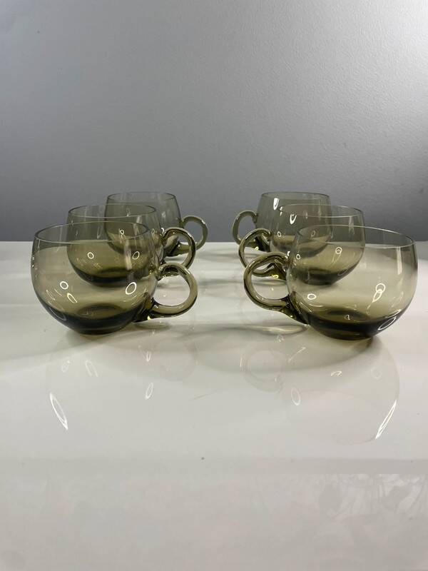 6 vintage coffee cups