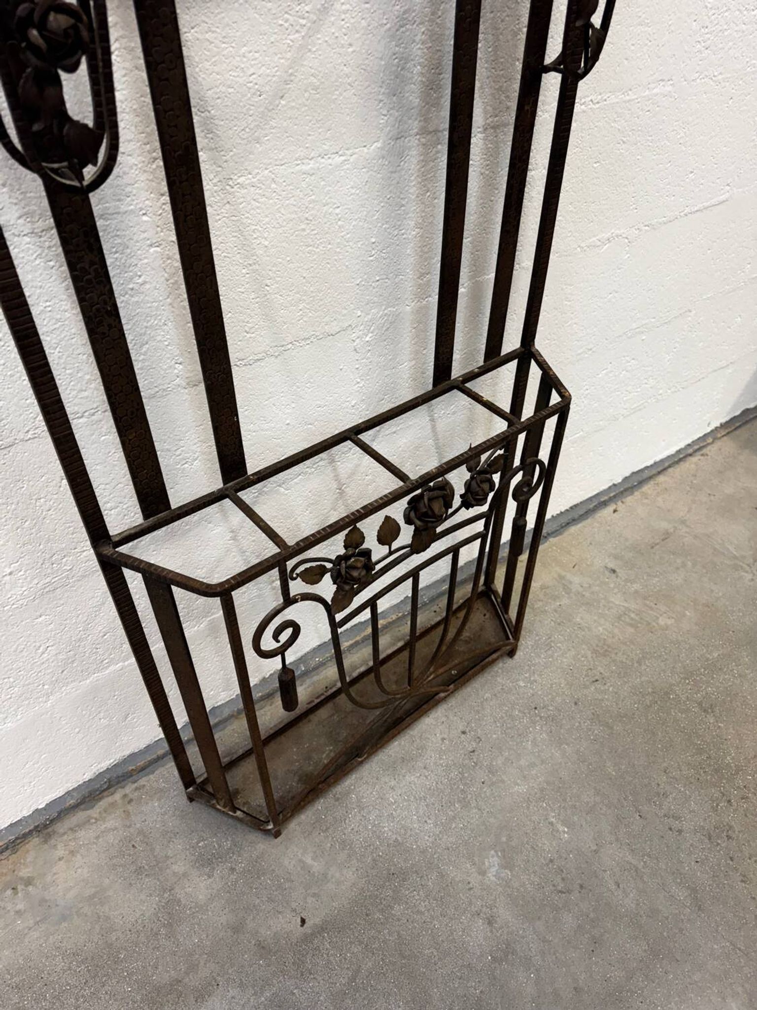 Art Deco coat rack / entrance hall wardrobe