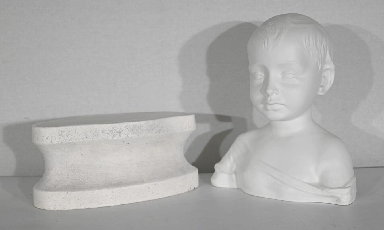 Children's bust in biscuit of limoges – early twentieth century