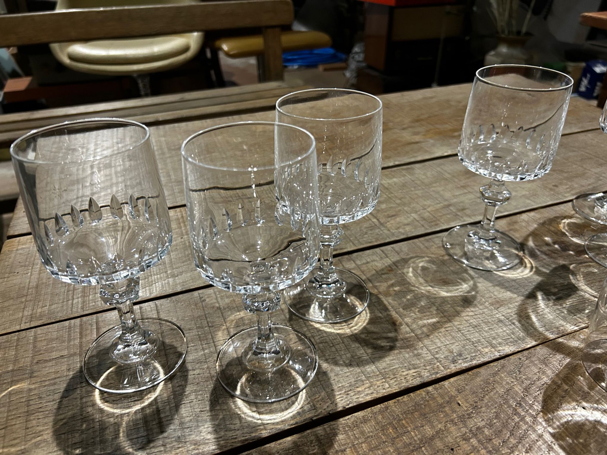Set of 8 Vendome crystal glasses