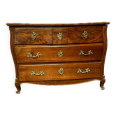 Louis XV curved chest of drawers in solid walnut Period 18th century