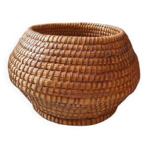 Cache pot ancien en pailles