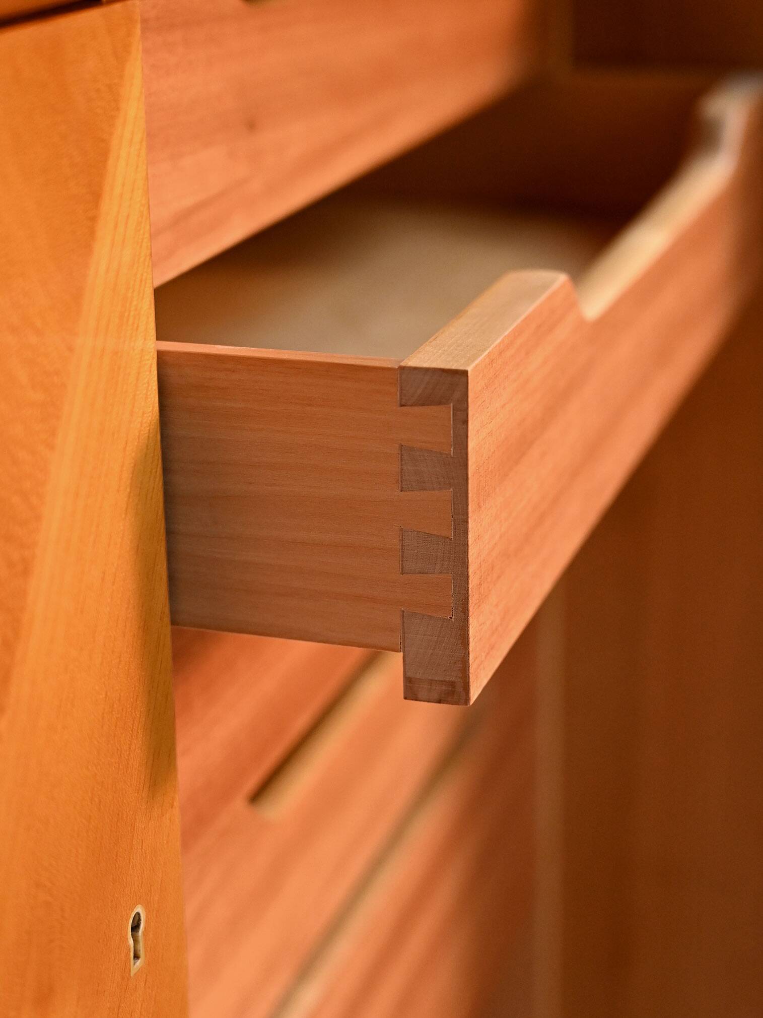 Elm and root veneer cabinet by AB Seffle Möbelfabrik, 1950s