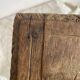 Ancien tabouret bas en bois tourné et gravé