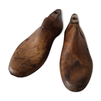 Former mold manufacturing of shoes