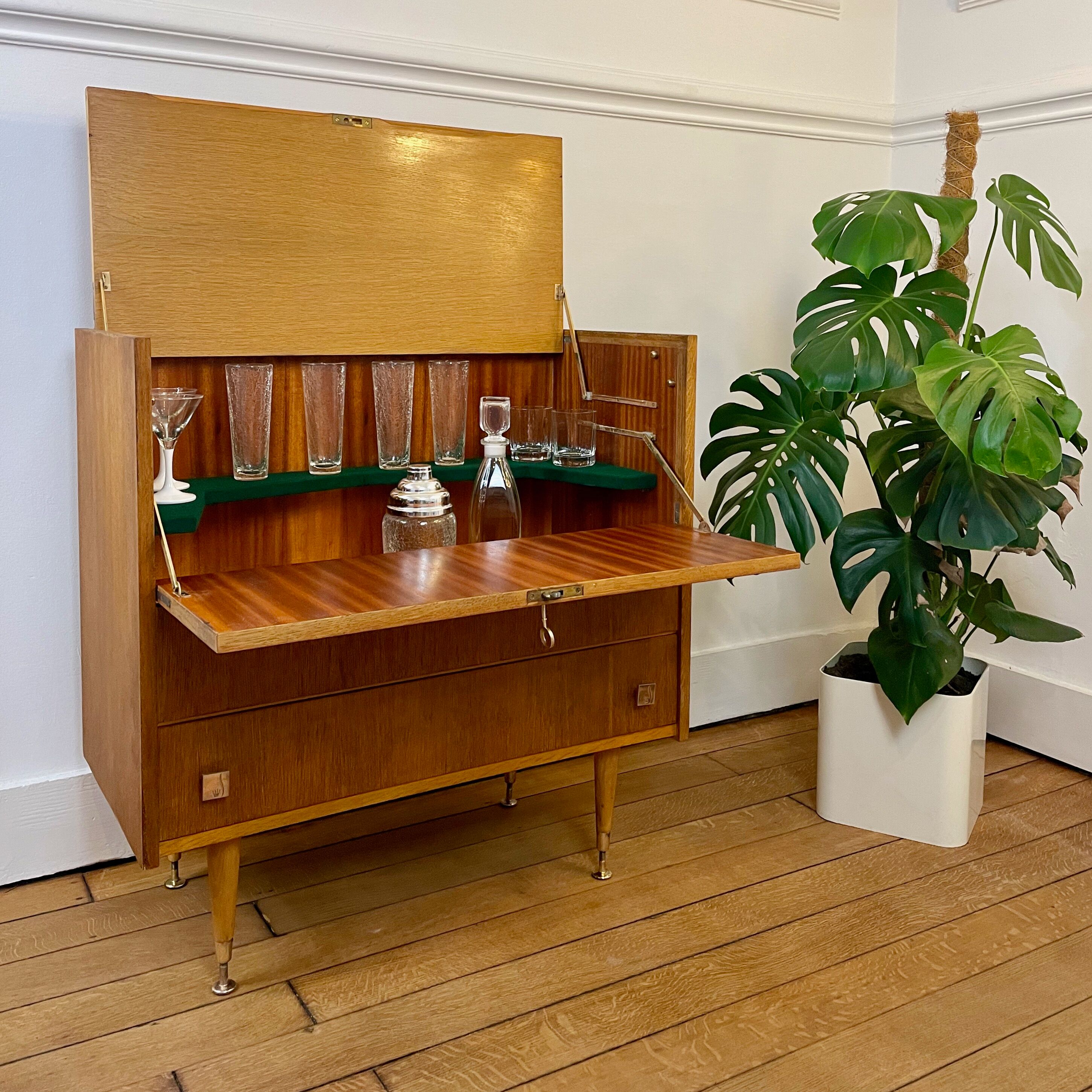 Sicame bar furniture