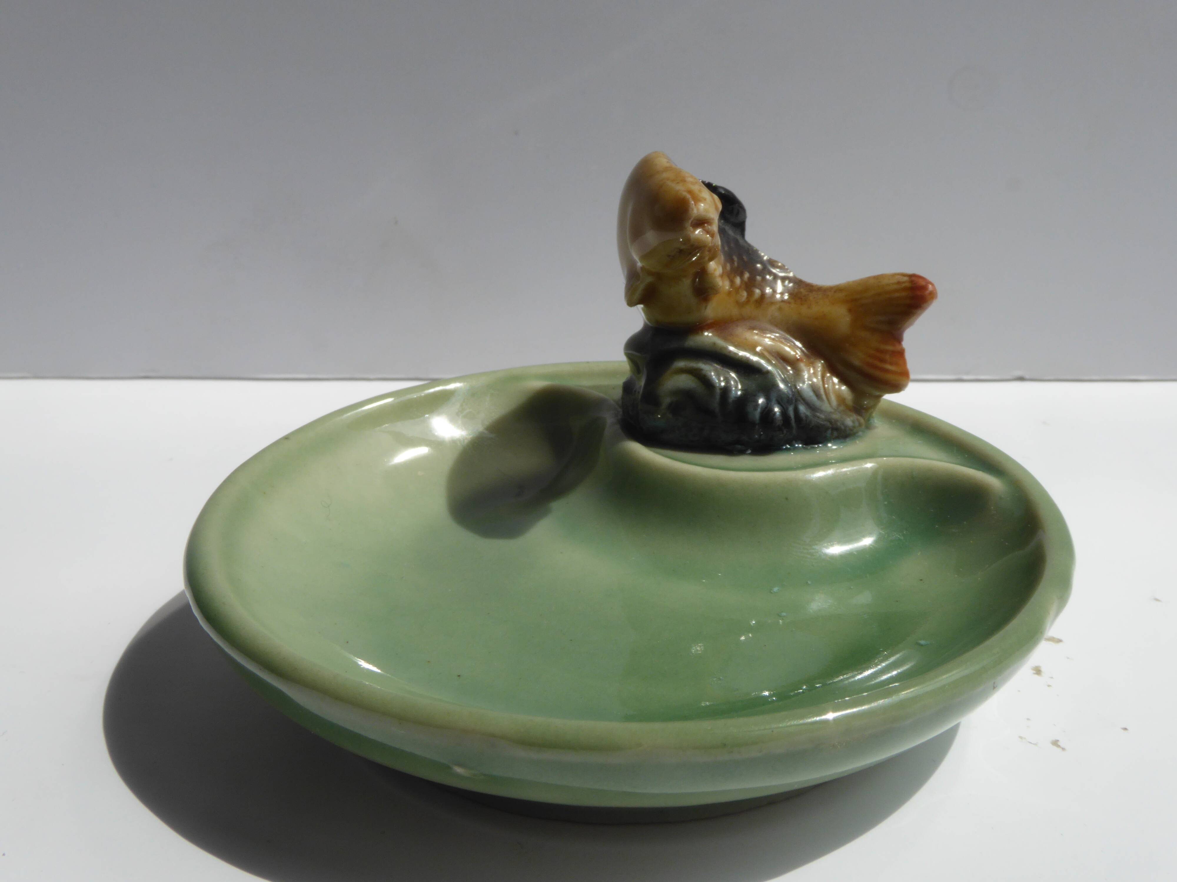 Cup with fish decoration in Irish porcelain