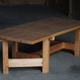 Modern Danish brutalist extendable dining table in pine, Tage Poulsen, 1970s.