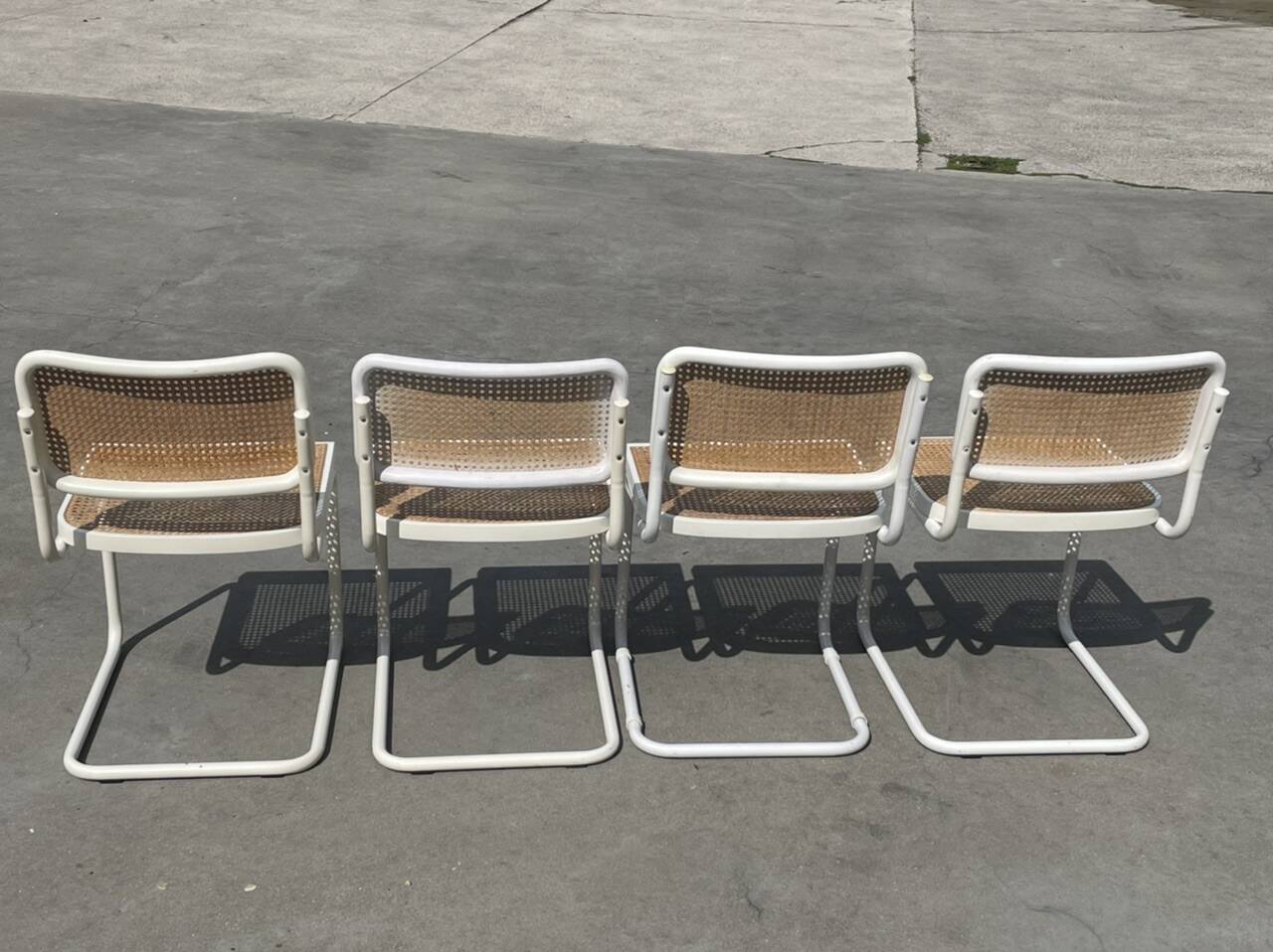 Set of 4 Cesca b32 model chairs in white by Marcel Breuer