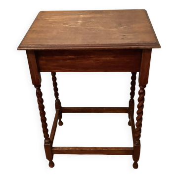 Petite table d’appoint/chevet vintage années 1940 – Bois à pieds torsadés