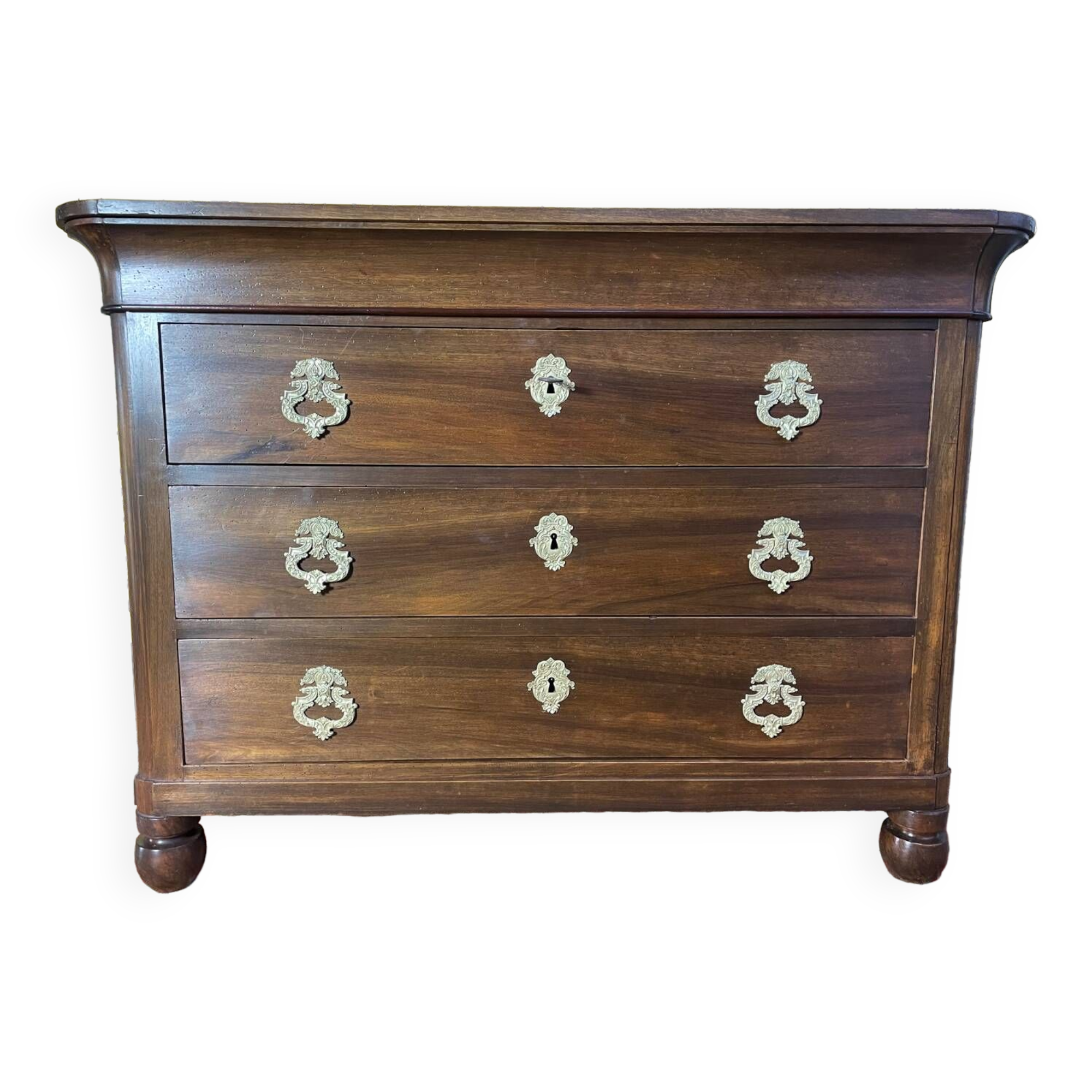 Walnut chest of drawers, Restoration period