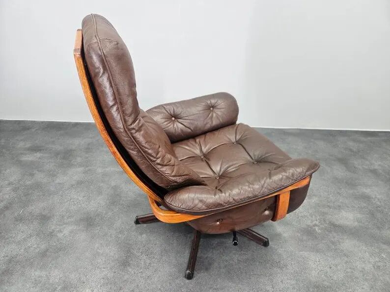 Midcentury Swivel Leather and Wood Armchair Göte Möbler Nässjö, Sweden, 1960s