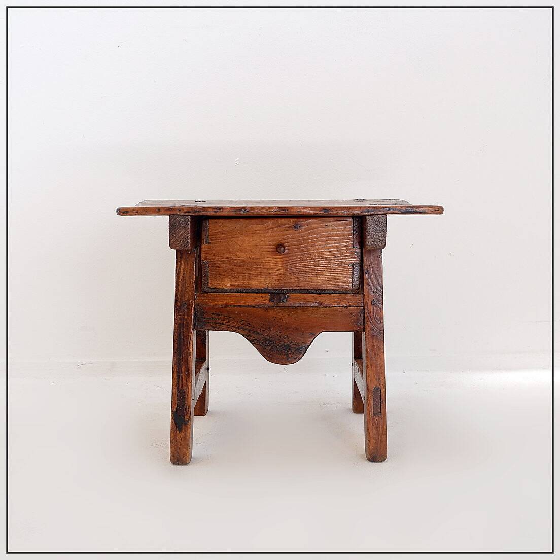 18th Century Spanish Chestnut Wood Side Table