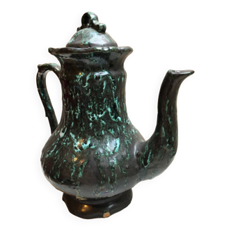 Black iridescent green carafe