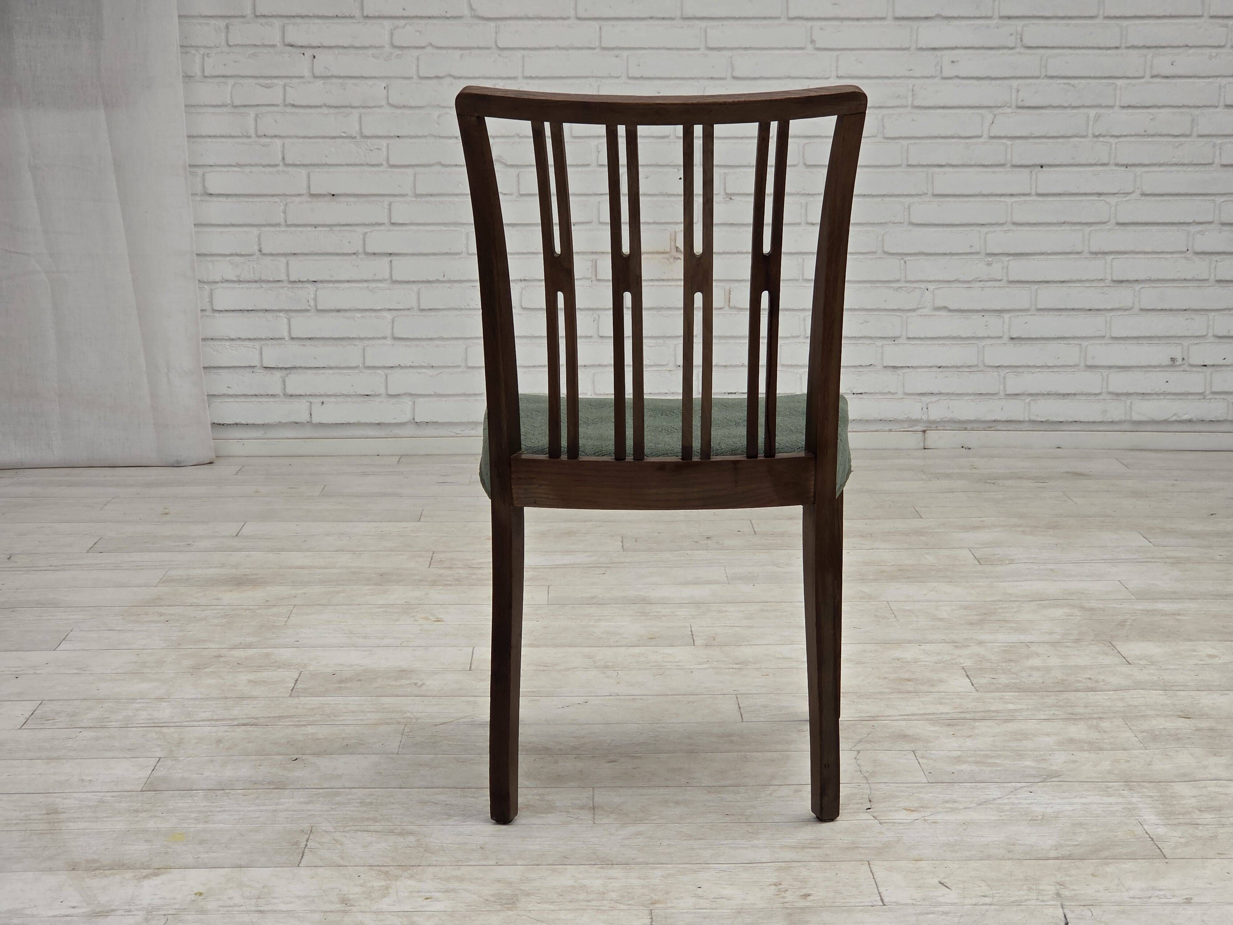 1960s, set of 6 Danish dining chairs, furniture wool, oak wood.