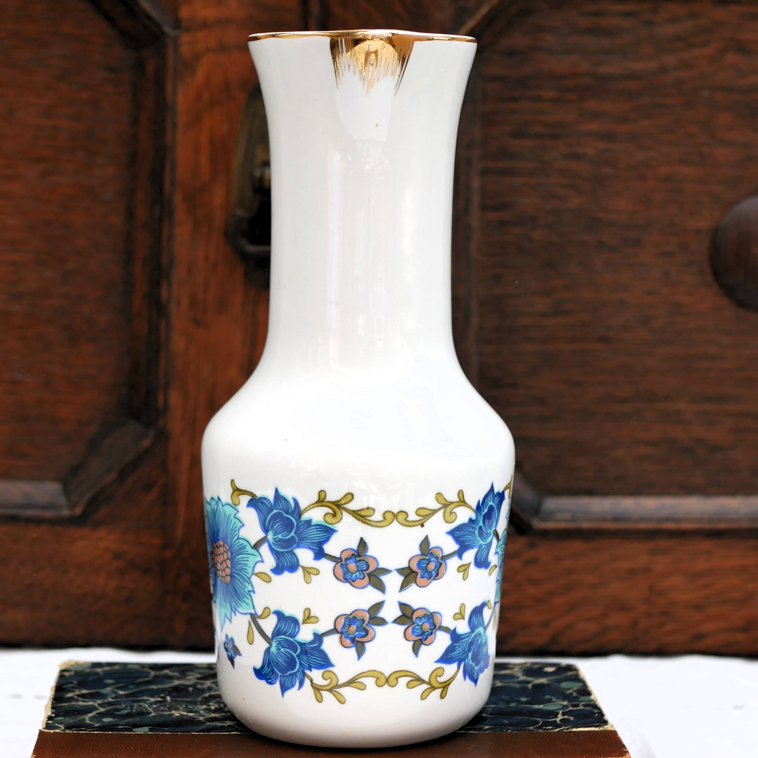Alcobaça from Portugal, vintage mid-century jug/vase