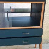 Showcase vintage compass feet