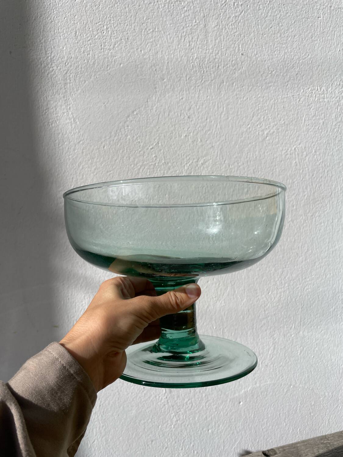 Coupe sur pied en verre soufflé