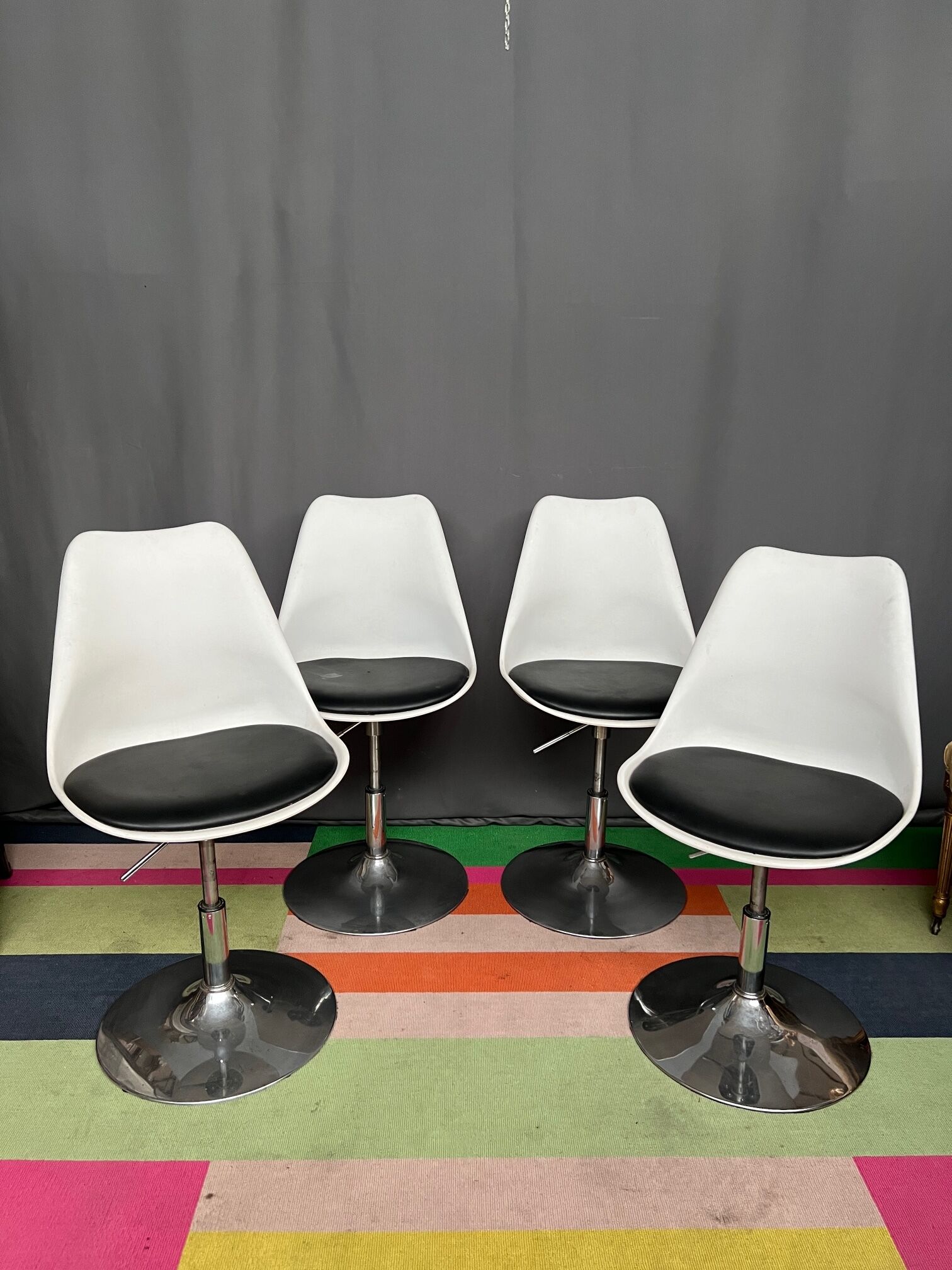 Set of 4 vintage chairs