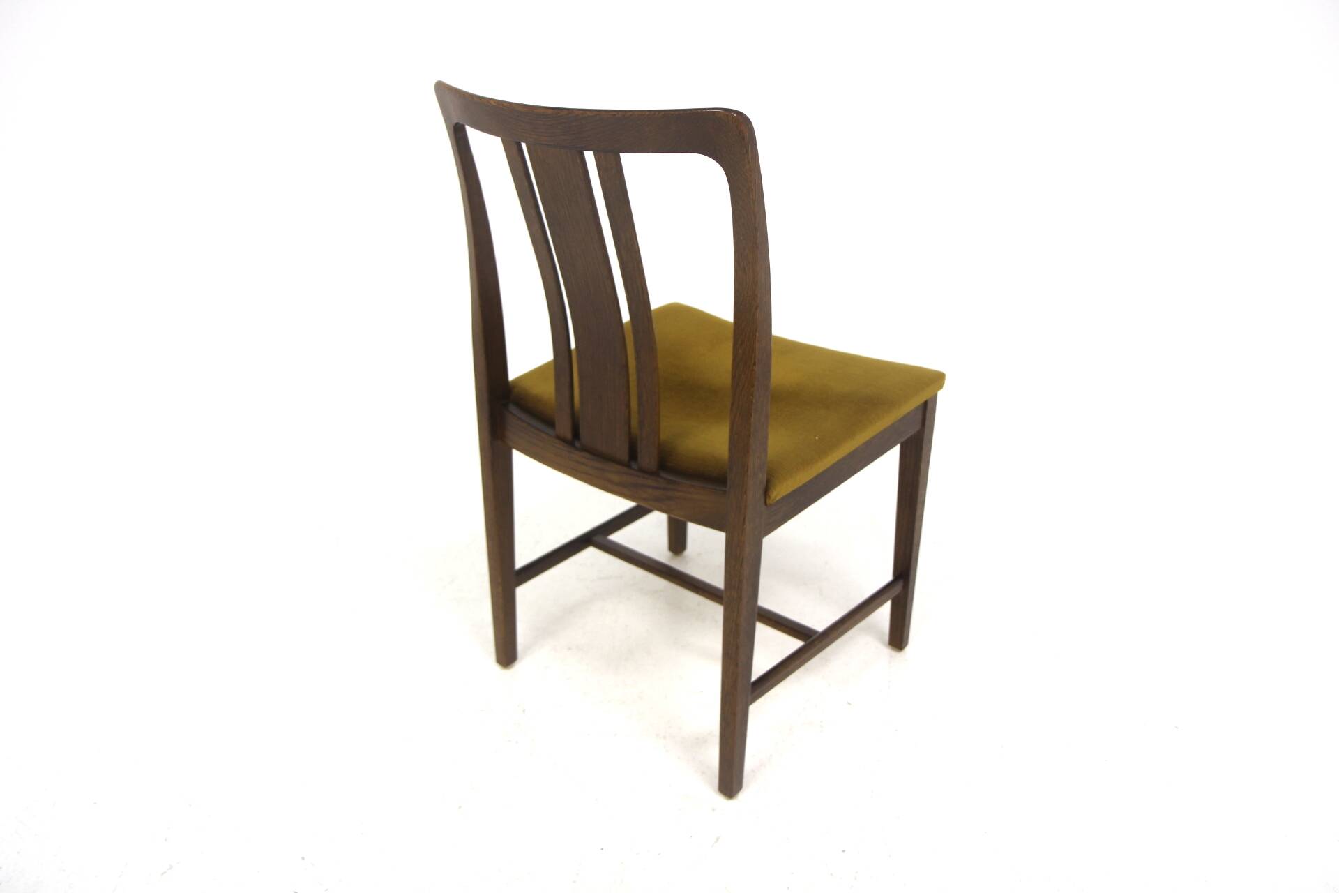 Set of 4 Scandinavian oak chairs, Linde Nilsson, Lammhult, Sweden, 1960.