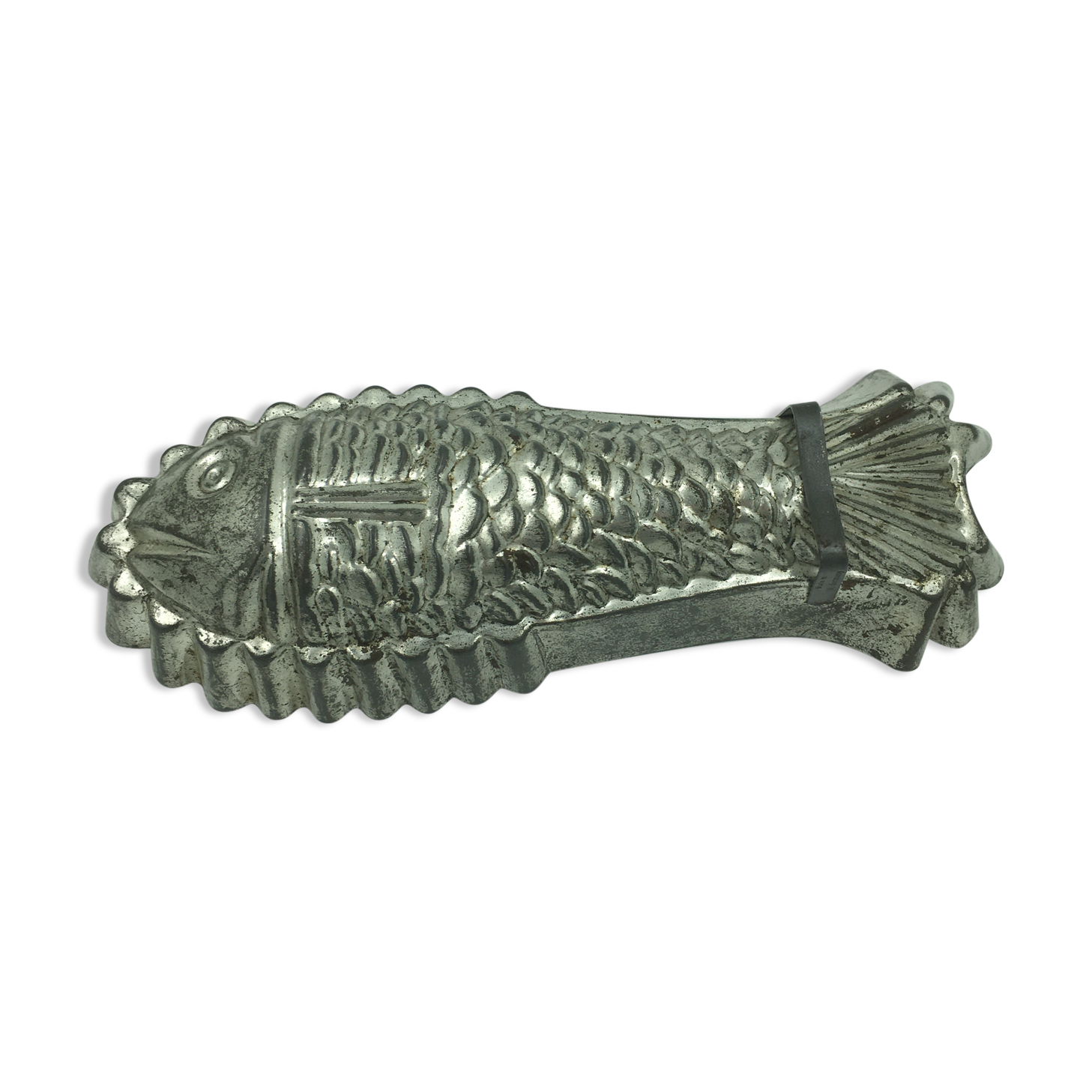 Fish-shaped terrine mussel