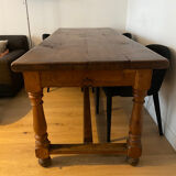 Farmhouse table