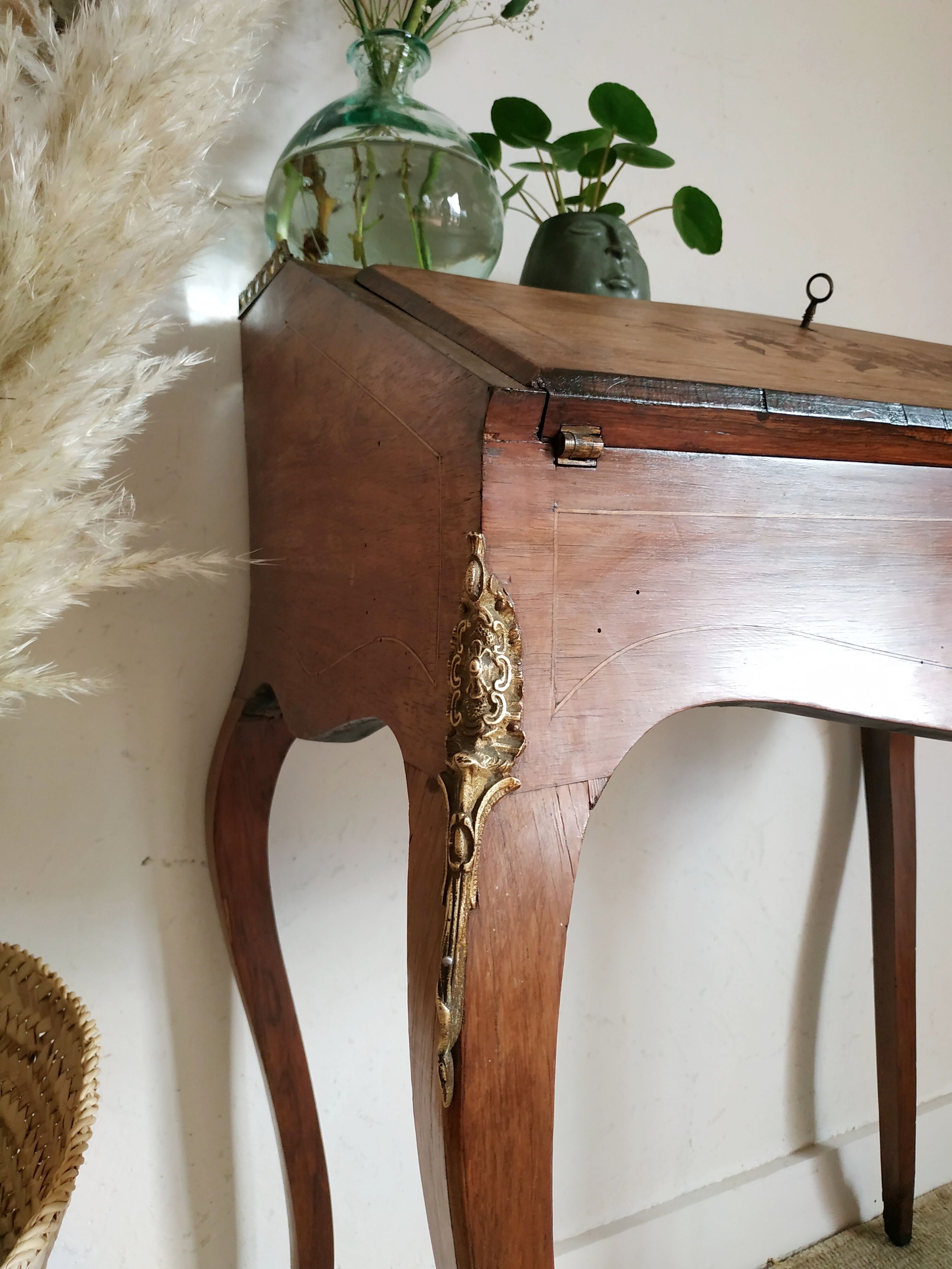 Secrétaire à pente ancien en bois