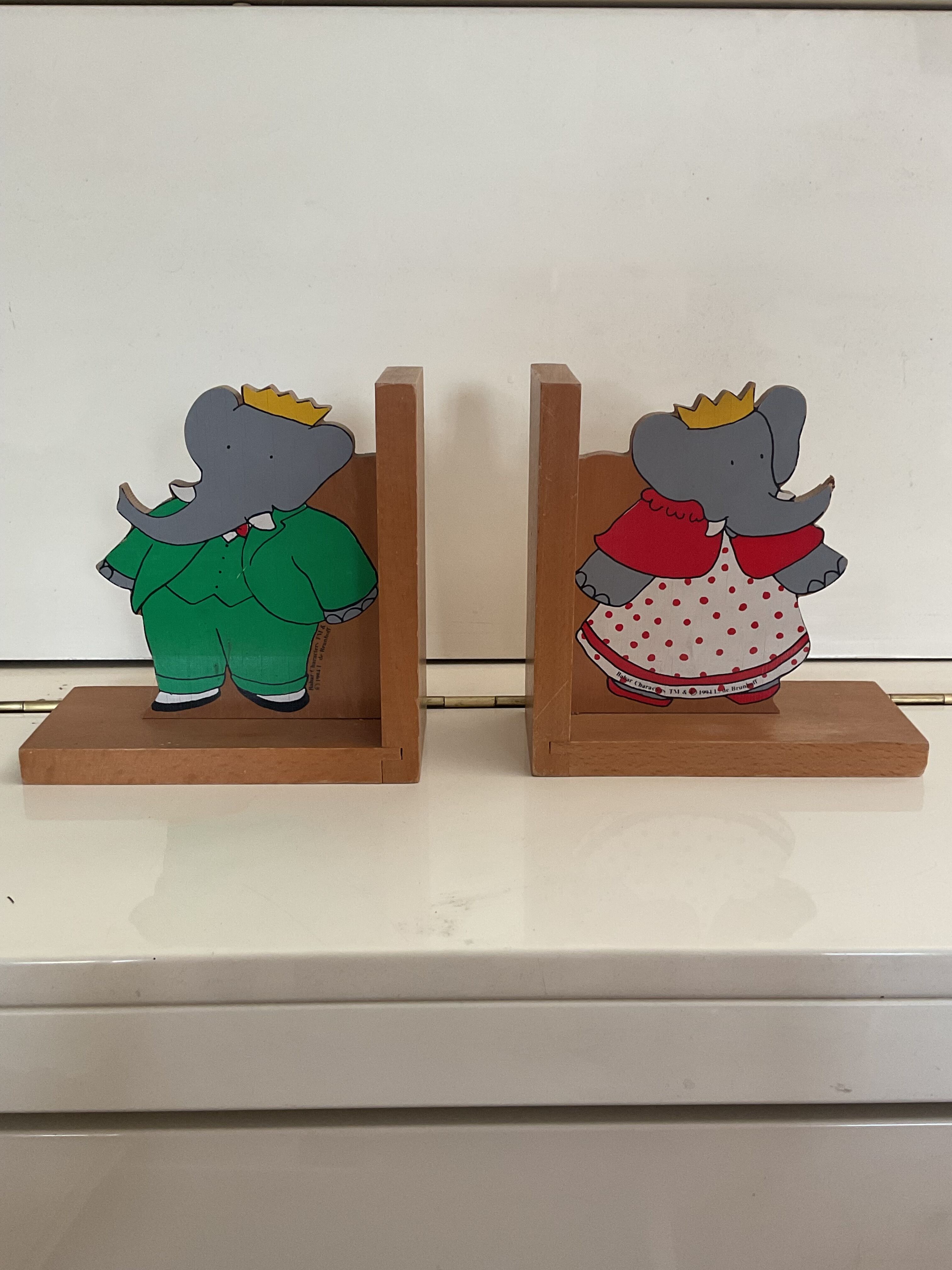 Serres livres Babar en bois