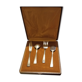 Cutlery with cutlery