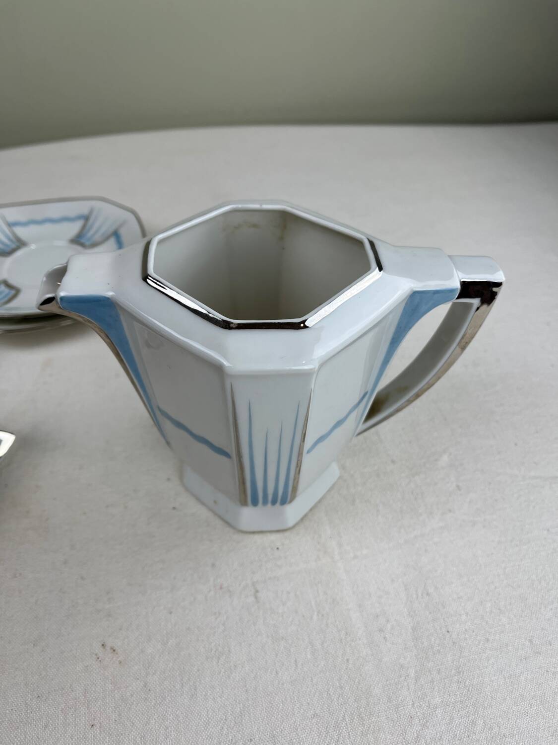 Art Deco cups