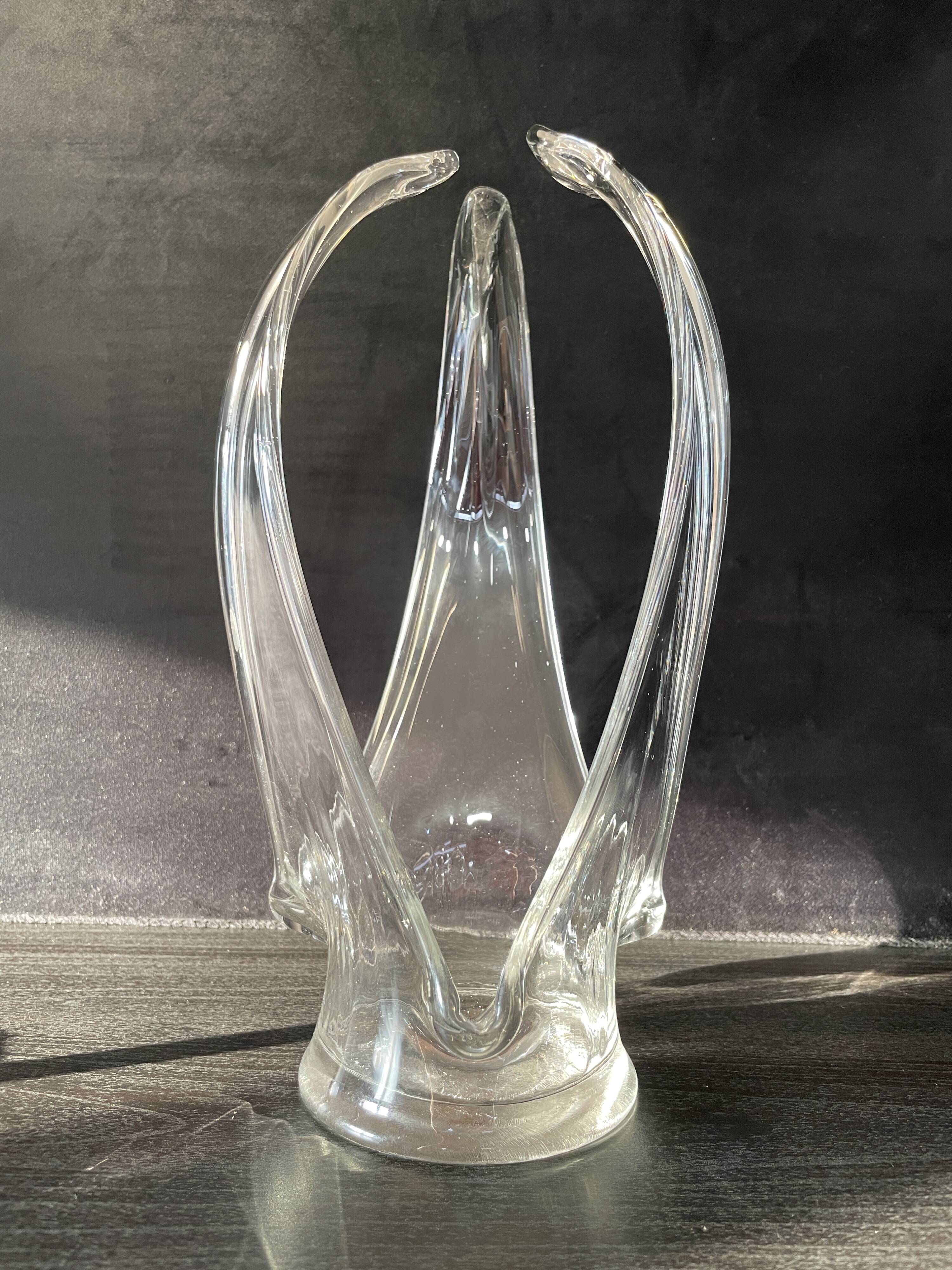Unusual glass ashtray with a free and organic shape in the style of Daum.