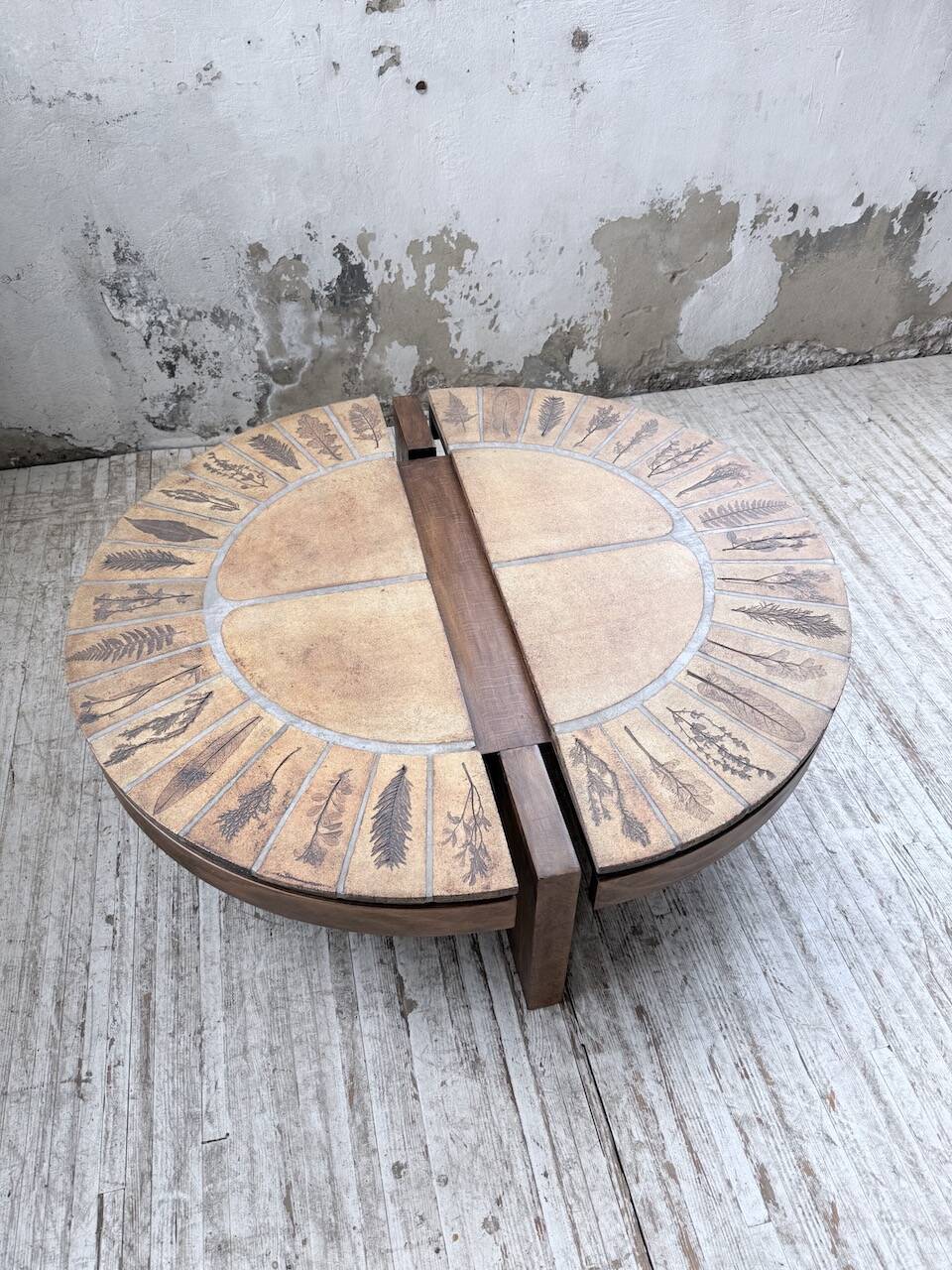 Table basse Roger Capron « grain de café »