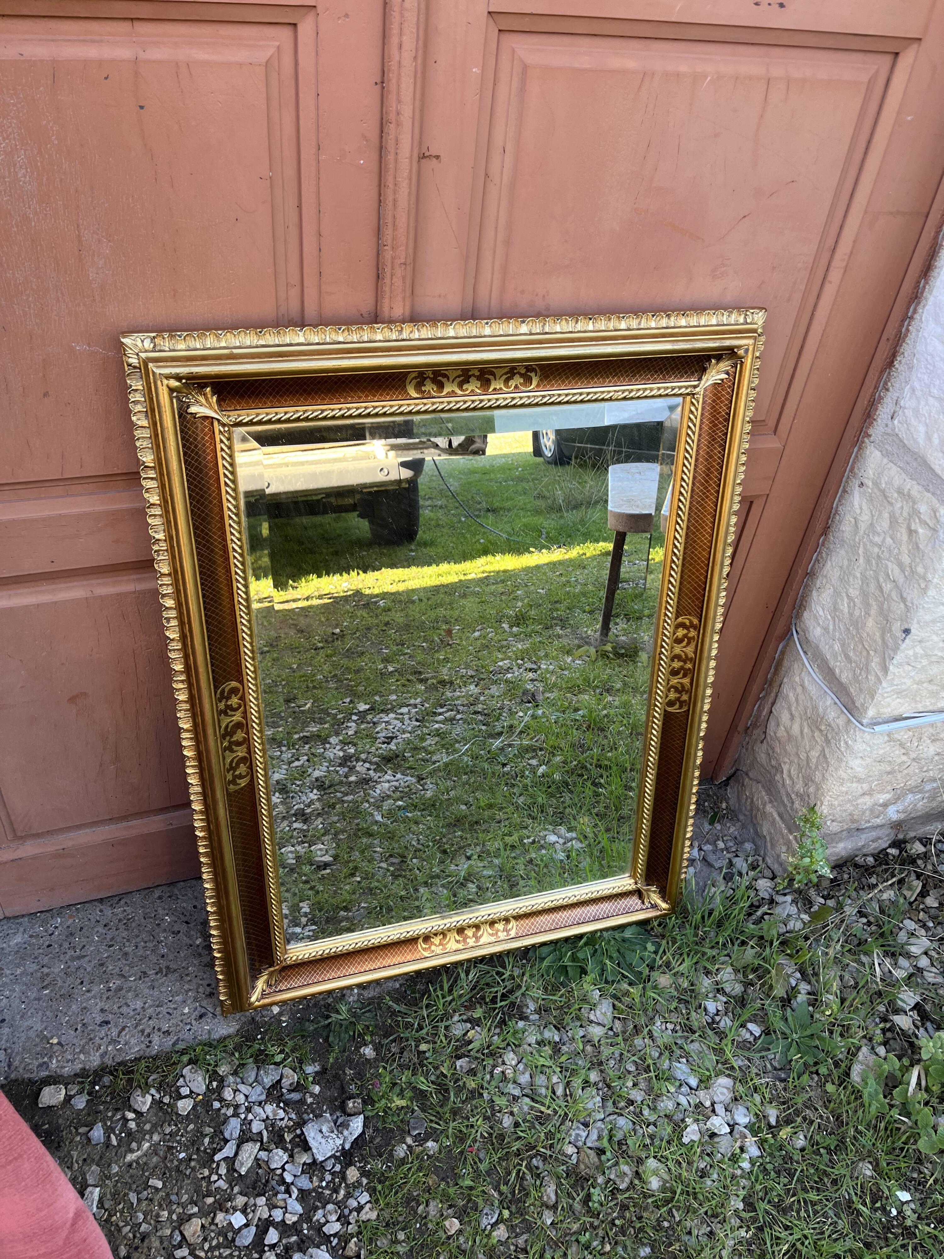 Miroir doré